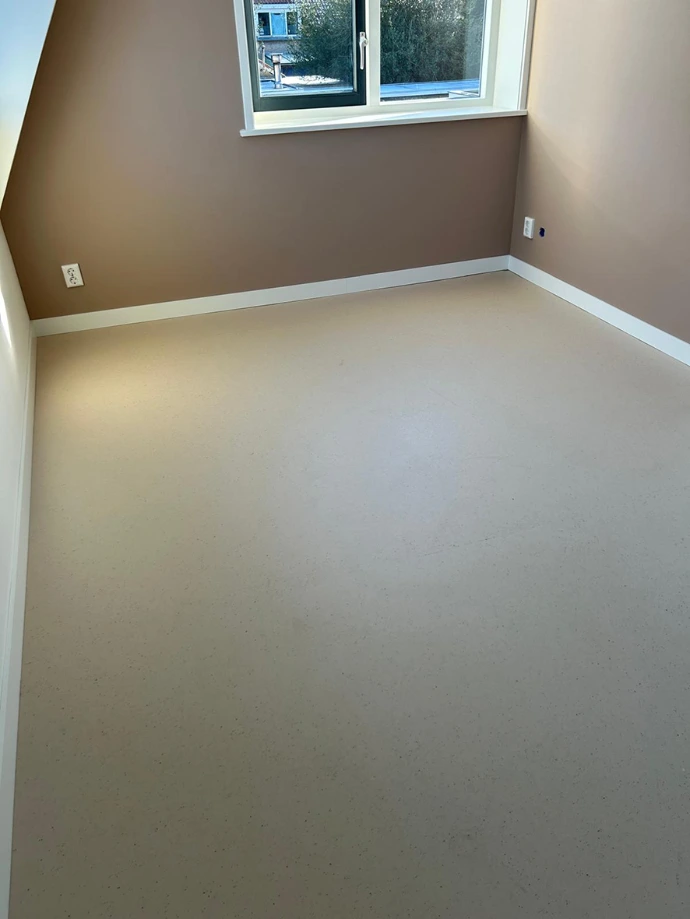Marmoleum bij Offringa Wonen & Slapen
